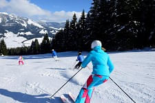 skifahrenmitderganzenfamilieeisendstefan.jpg